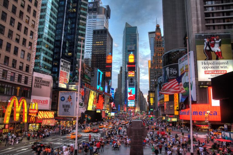 Times Square (area photo) Times Square (area photo)
