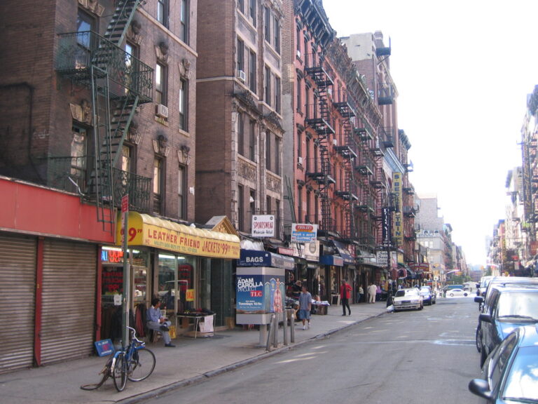 Lower East Side (area photo) Lower East Side (area photo)